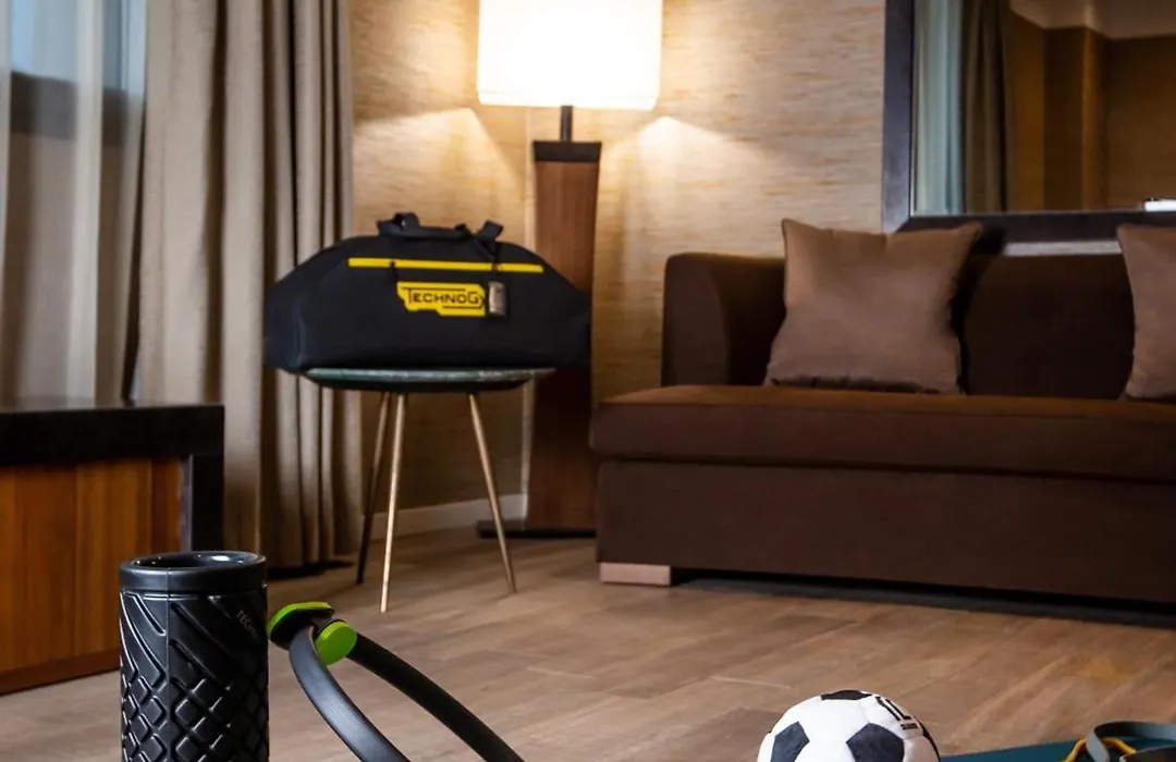 Milan Suite Hotel-1